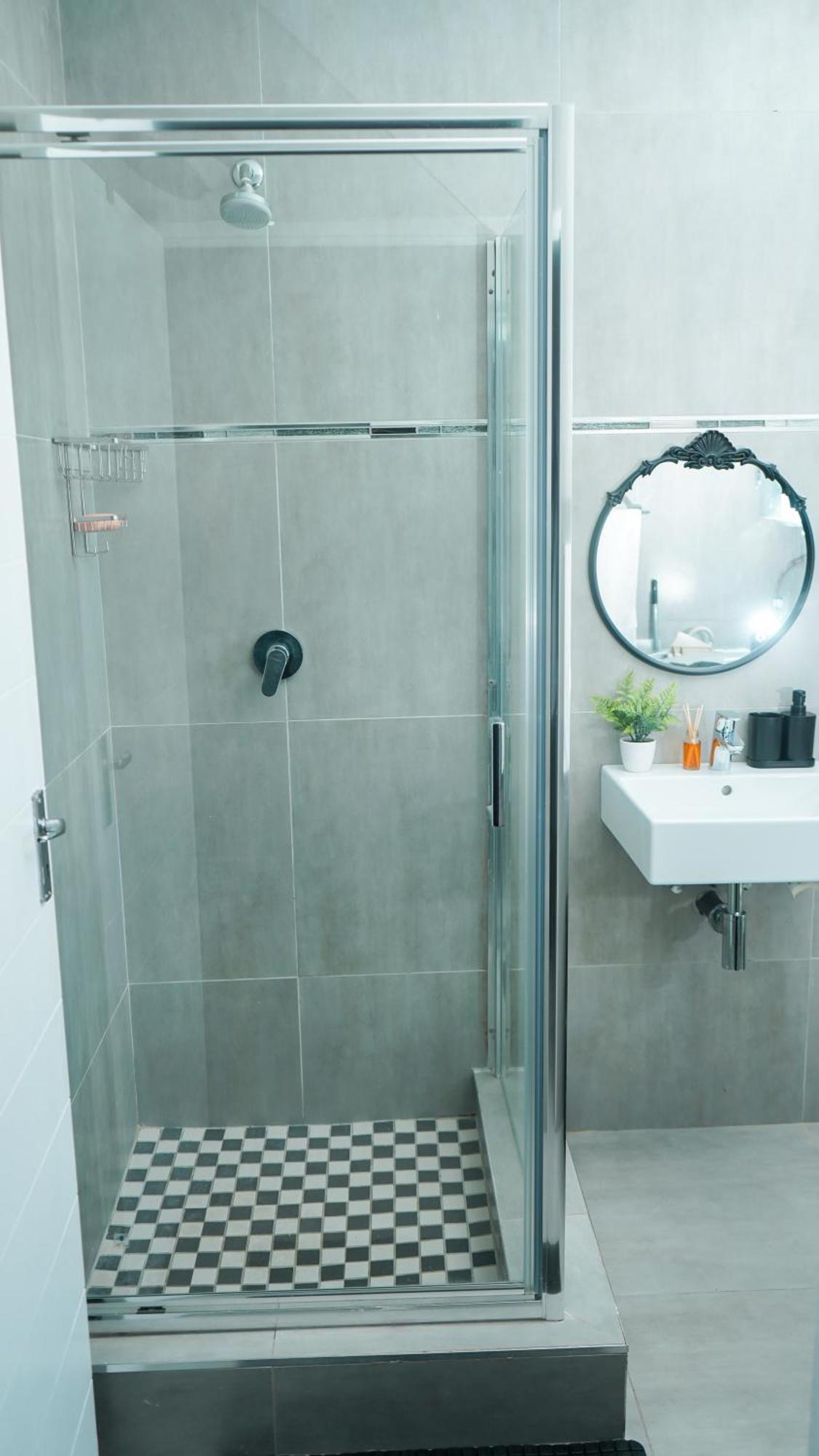 Apartment Omi's Wholesome Mthatha