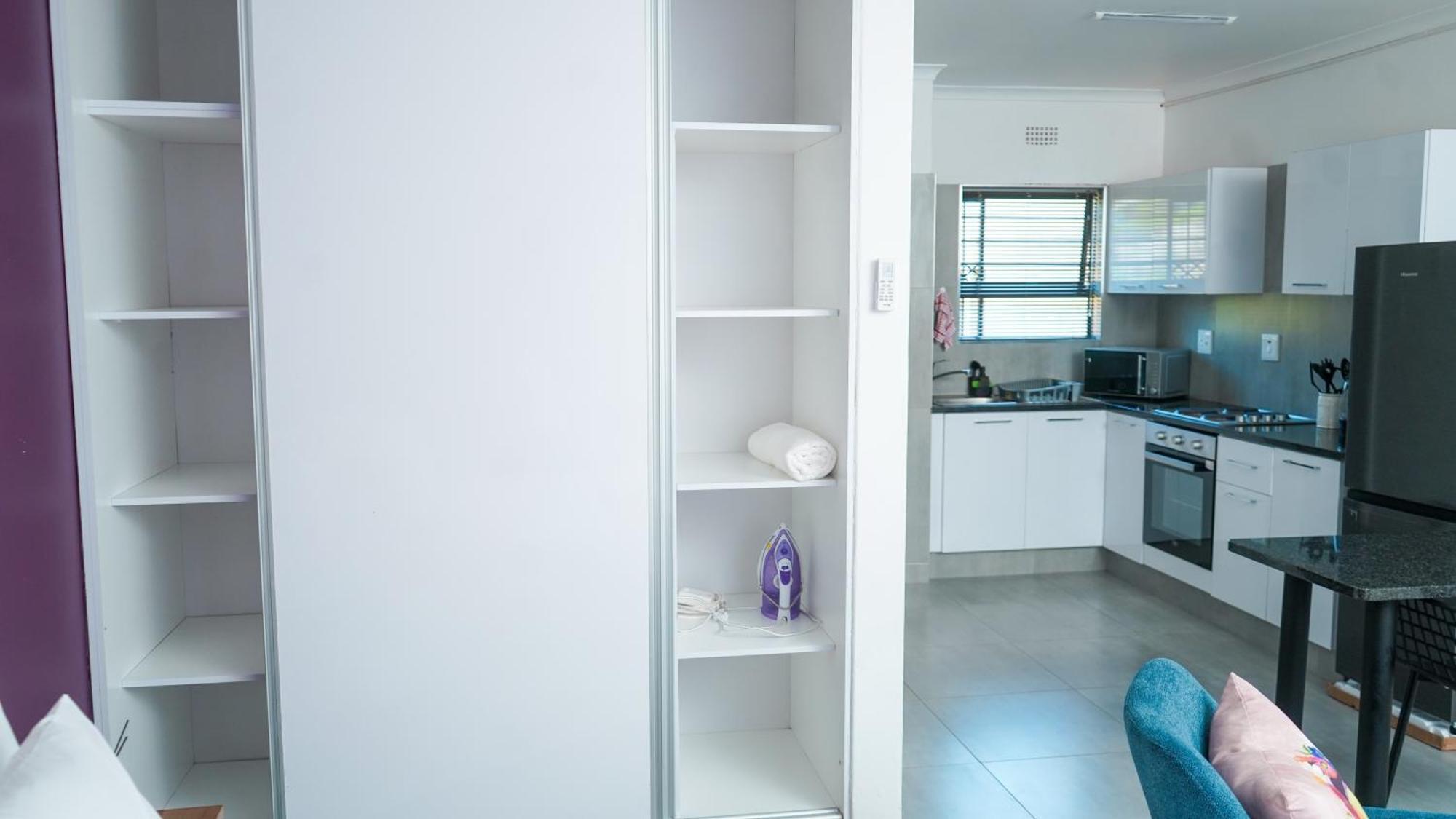 Omi's Wholesome Apartment